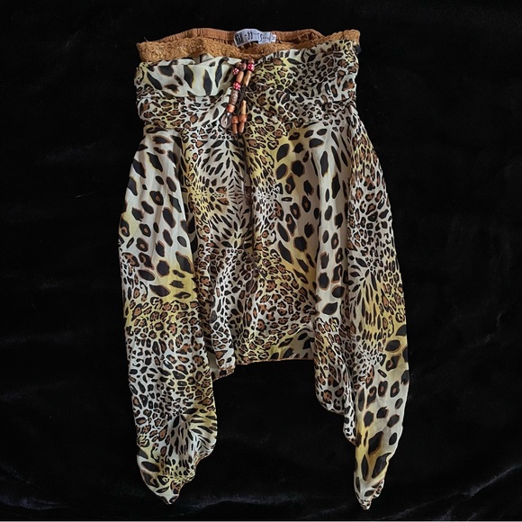 yellow and brown leopard print dress🐆 - Picture 3 of 5